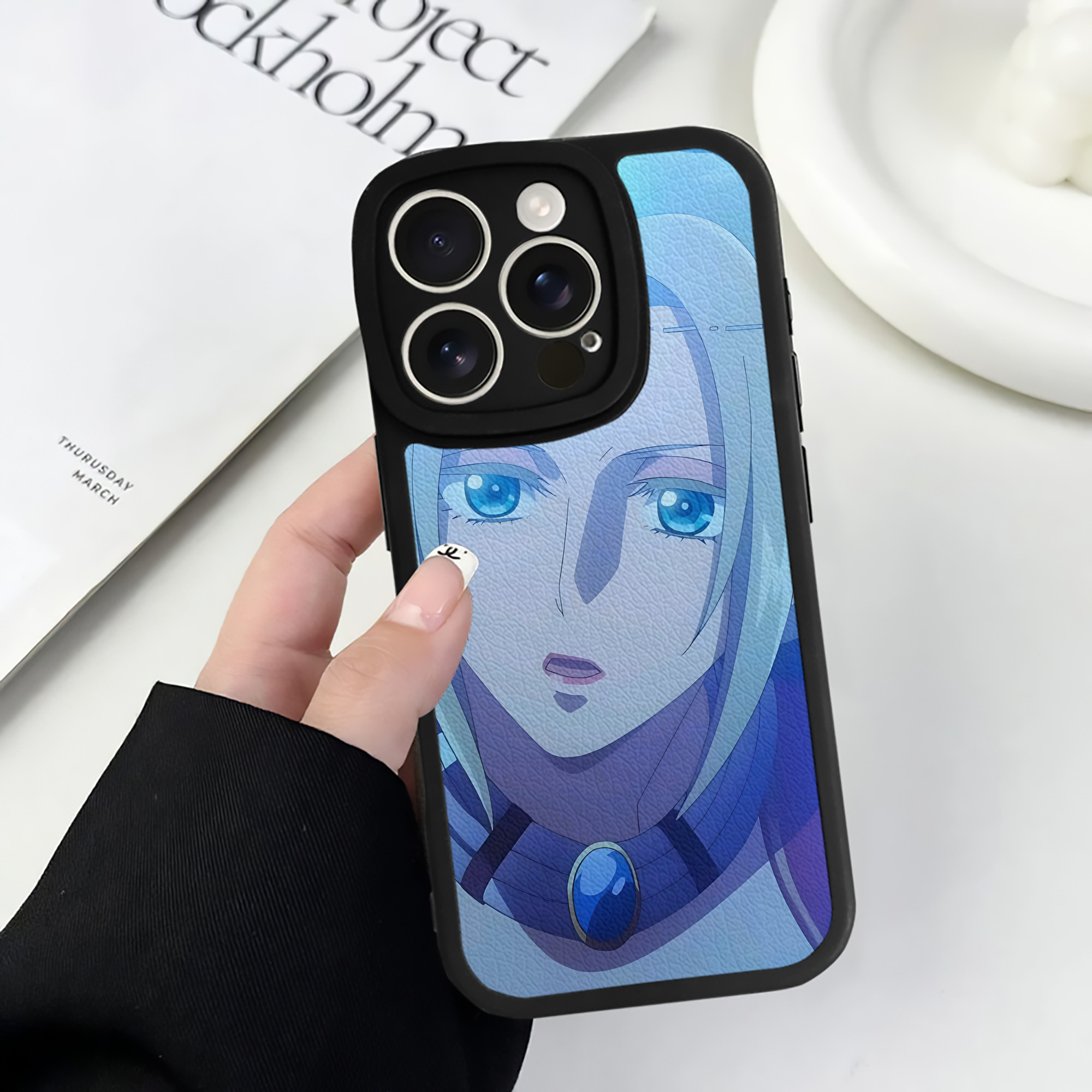 薬屋のひとりごと The Apothecary Diaries 【iPhone 16シリーズ対応】シリコンスマホケース（レザー調） 材質：シリコン